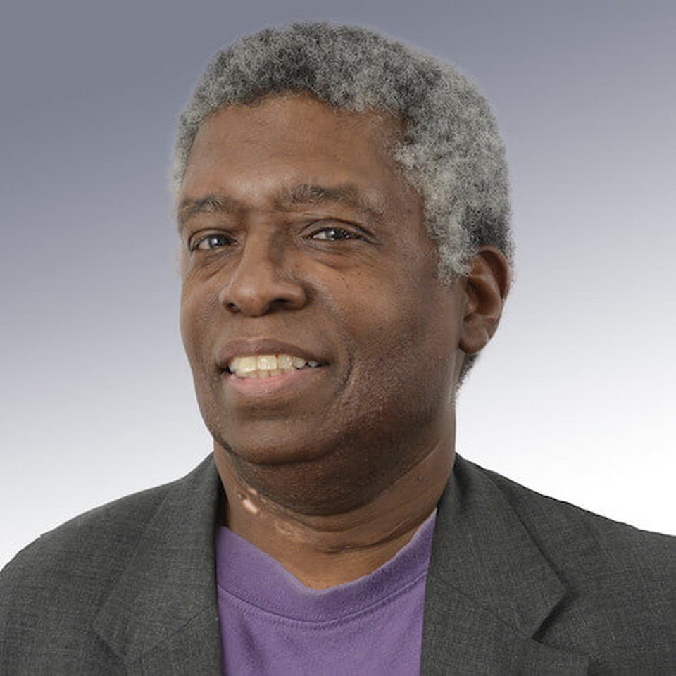 A headshot of Russell Price, a member of the Howard Online MBA faculty